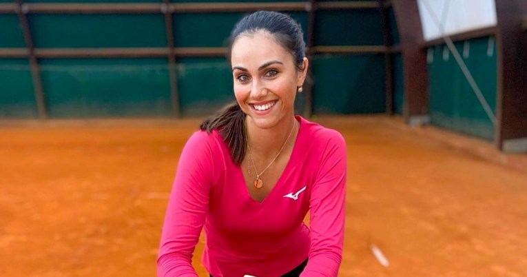 Lijepa Mostova tenisačica kaže da se ne može baviti tenisom zbog covid-potvrda