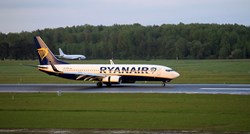 Avion Ryanaira koji je letio iz Manchestera prisilno sletio, u kabini se osjetio dim