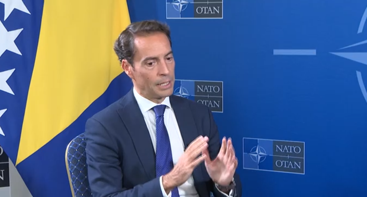 Pomoćnik šefa NATO-a: Sve naše aktivnosti događaju se izvan teritorija Ukrajine