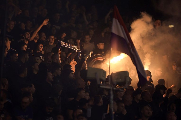 Boysi napali i pretukli Delije na hrvatskom odmorištu