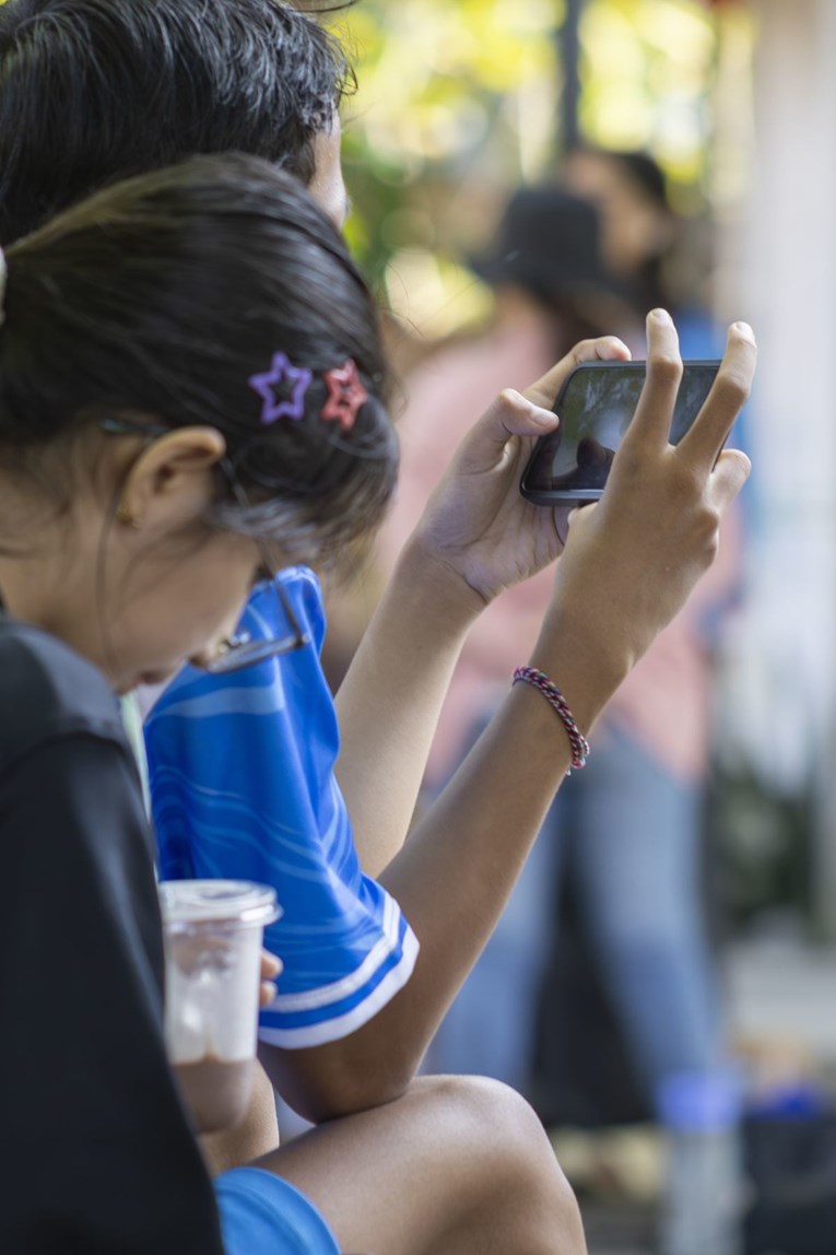 Kina uvodi stroga pravila za "digitalne ljude" 