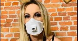 Hrvatska 18+ glumica: Maska odbija virus kao što tange pokrivaju stražnjicu