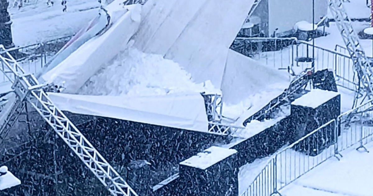 FOTO U Oroslavju se urušila pozornica postavljena za Advent