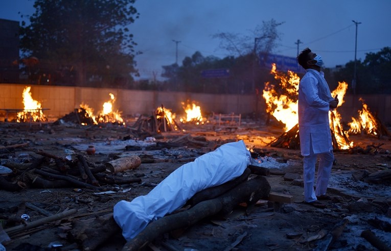 Rekordan broj umrlih u Indiji, savezna država Tamil Nadu se zatvara