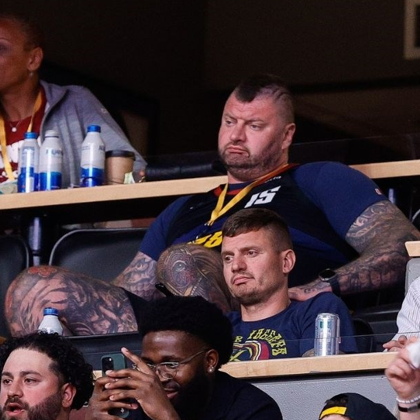 Denver izolirao braću Jokić nakon divljanja. Ovako su gledali meč protiv Lakersa