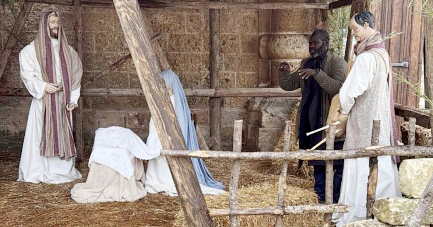 FOTO Migrant bježao po Italiji, sakrio se u božićne jaslice