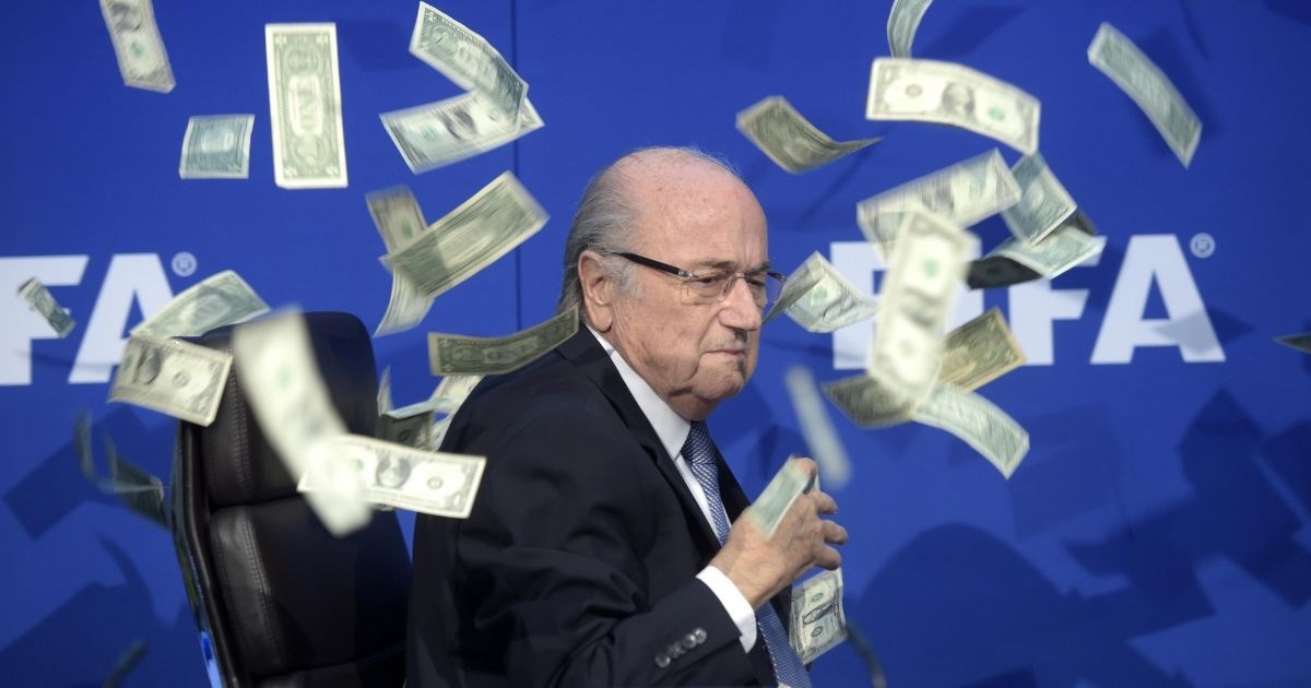 Blatter objasnio tko je i za koliko novca naredio da se Mundijal igra u Kataru