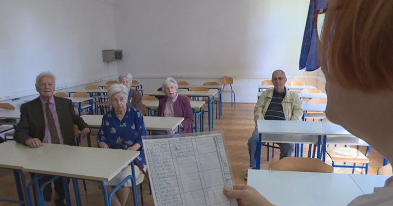 Učenici III. gimnazije nakon 70 godina ponovno sjeli u školske klupe