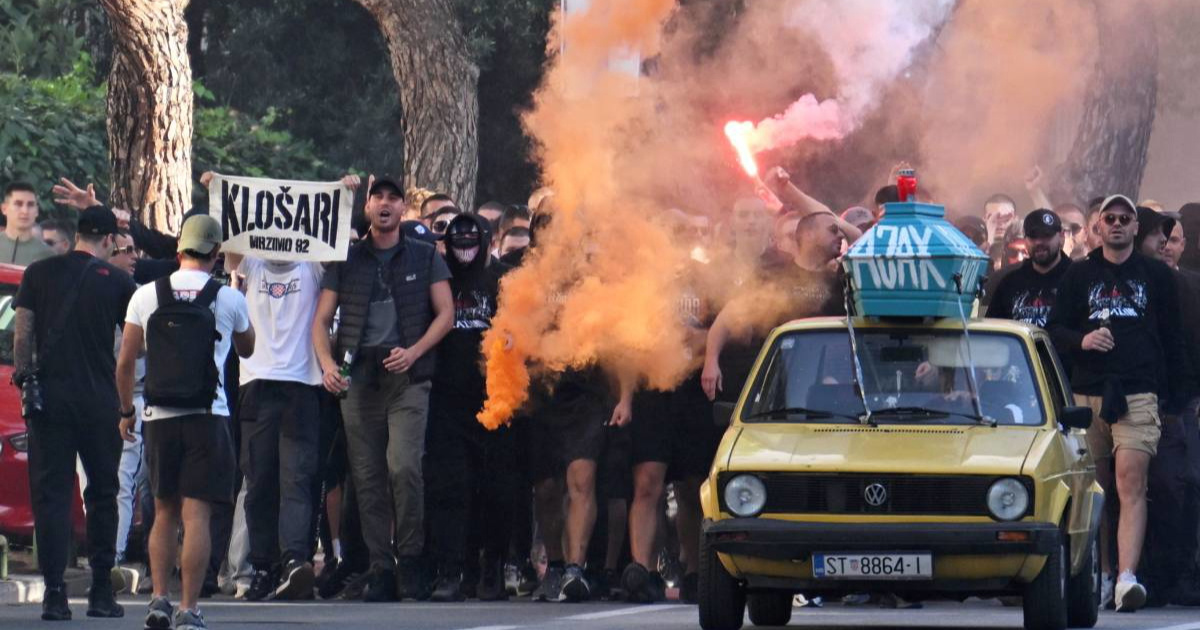 Pogledajte korteo Torcide pred utakmicu s Ajaxom