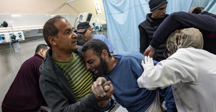 Izraelska vojska naredila da izbjeglice napuste bolnicu Nasser u kojoj se skrivaju