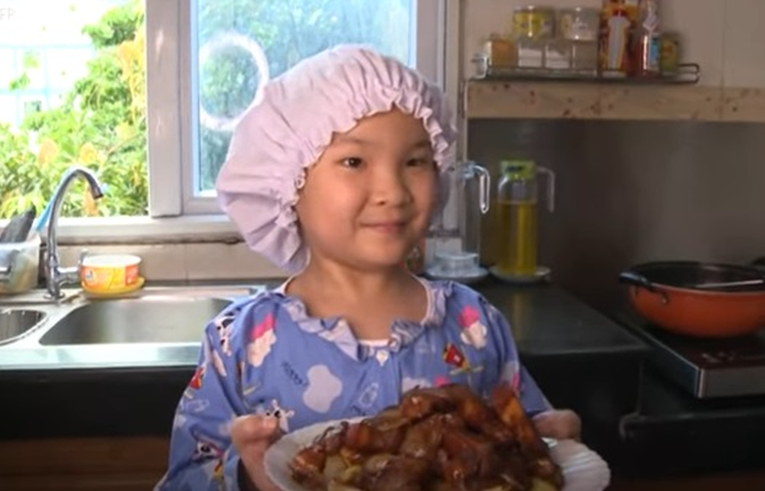 8-godišnja kuharica postala viralni hit, naučila kuhati tijekom karantene iz dosade