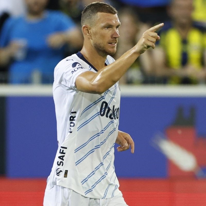 Džeko potpisao za novi klub