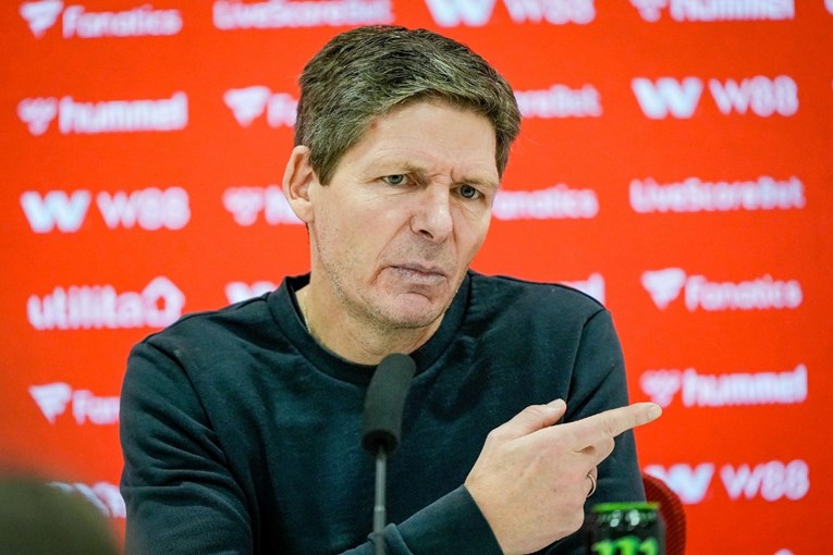 Hit-trener napao upravu kluba. Sprema mu se otkaz