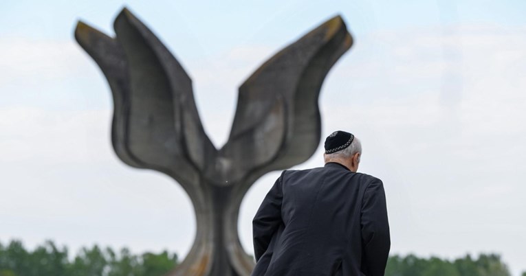 FOTO Održana komemoracija u spomen na žrtve logora smrti u Jasenovcu