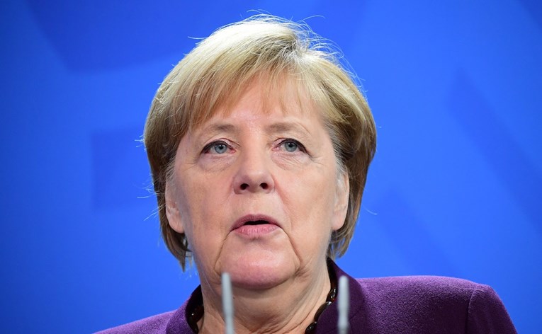 Merkel: Njemačka će se s ostalim članicama EU-a boriti za uređeni Brexit