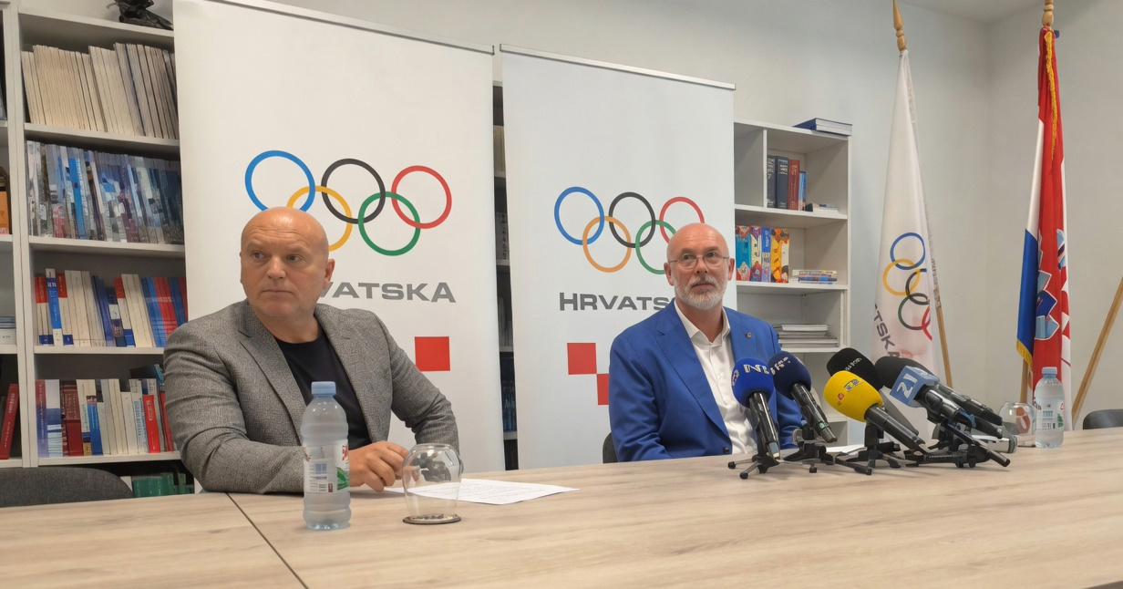 VIDEO Izvanredna presica u HOO-u: Držao ju je tajnik umočen u afere, nije rekao ništa