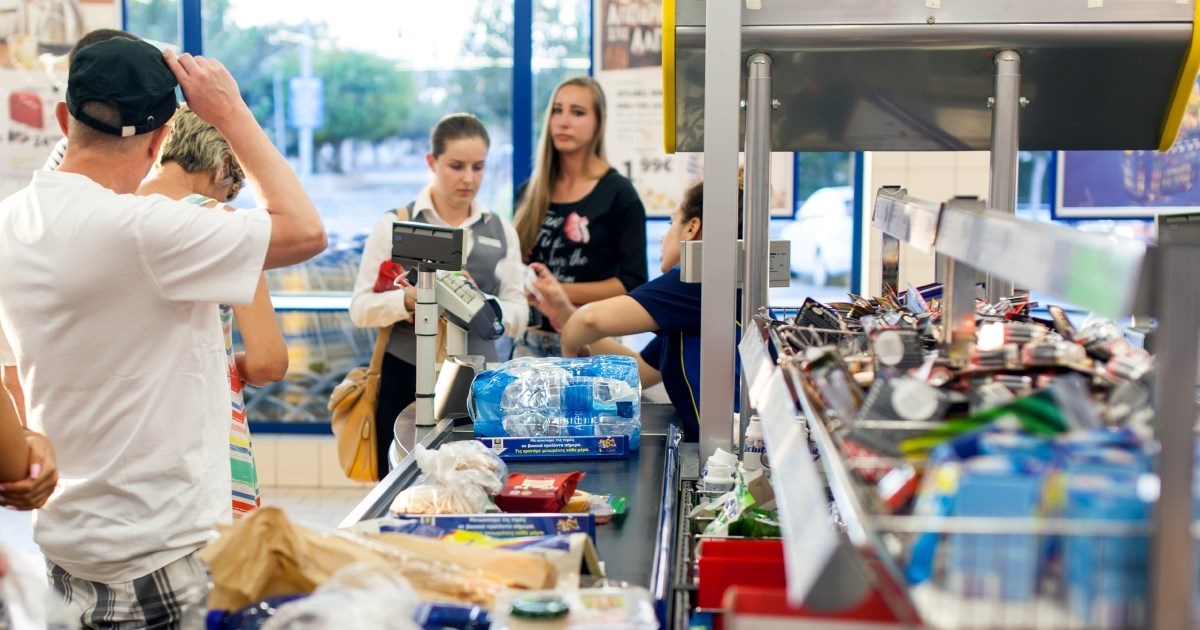 Ovdje je popis trgovina, šoping-centara i pekarnica koje rade ovu nedjelju