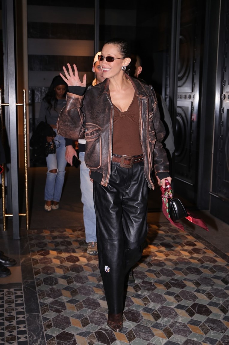 Bella Hadid počinila je modnu pogrešku i izgledala fantastično