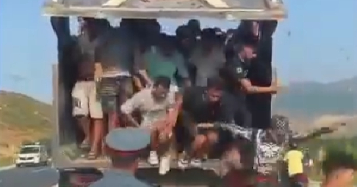 Širi se teorija da su za migrante u Ceuti krivi Maroko i Izrael. Za to nema dokaza