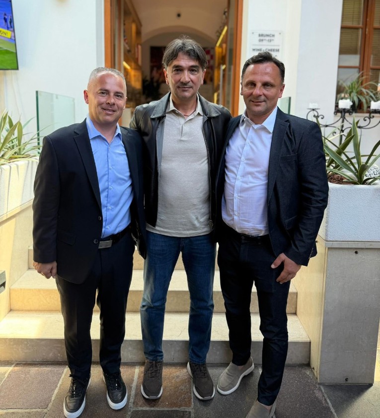 Dalićev restoran na Fejsu objavio fotku: Izbornik i dva najbolja trenera u SHNL-u