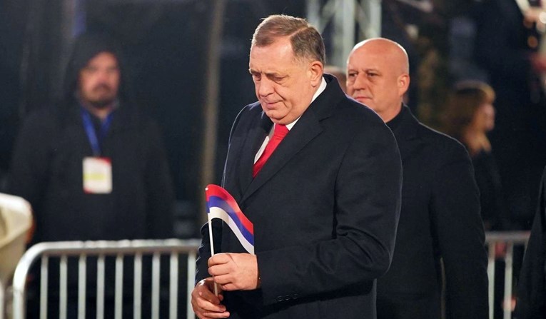 Veleposlanik SAD-a u BiH zaprijetio Dodiku