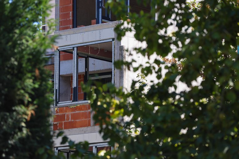 Mladi sve češće anksiozni i depresivni jer ne mogu do nekretnine