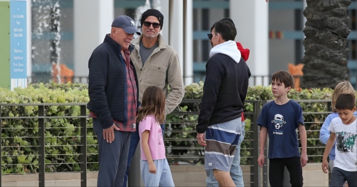 Bruce Willis prvi put u javnosti nakon vijesti da mu se zdravstveno stanje pogoršalo