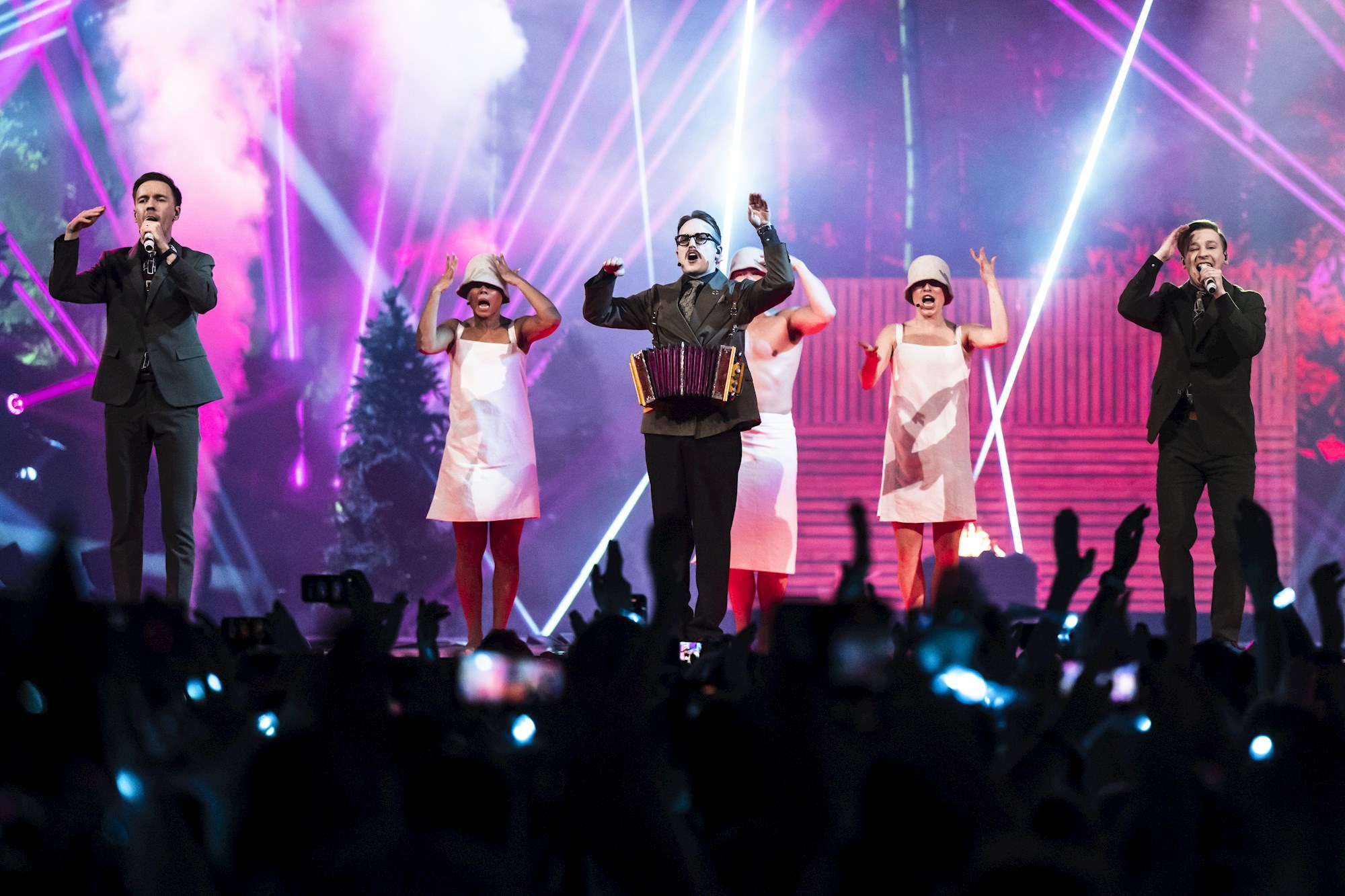 Nastupili favoriti ovogodišnjeg Eurosonga. Tko je grupa KAJ?