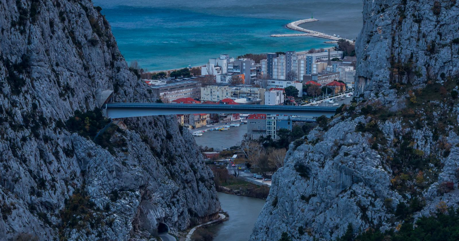 Dvoje uhićenih kod Omiša zbog zločina protiv okoliša