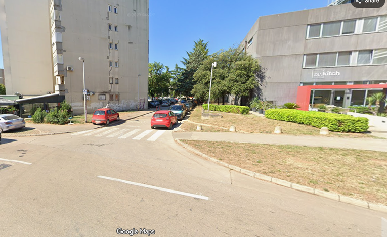 Vozačici u Zadru izmjerena 2.24 promila nakon sudara na parkiralištu