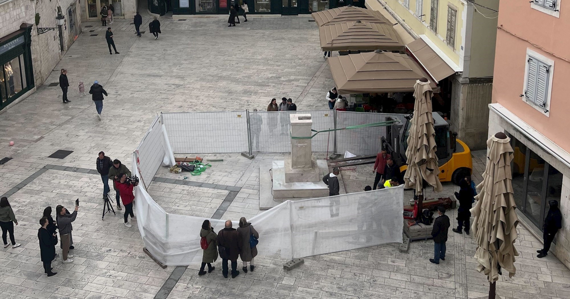 HDZ-ovac: Puljak će se upisati u povijest kao rušitelj spomenika u svojem gradu