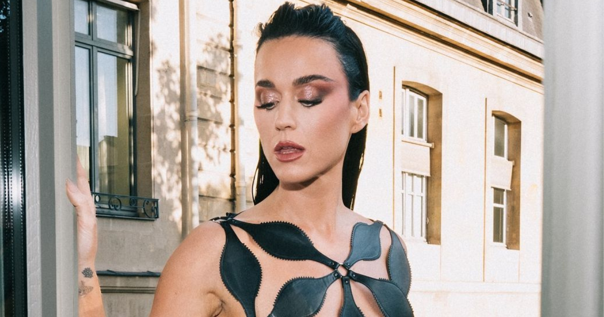 Katy Perry šokirala modnom kombinacijom, fanovi joj pišu: Što nije u redu s tobom?