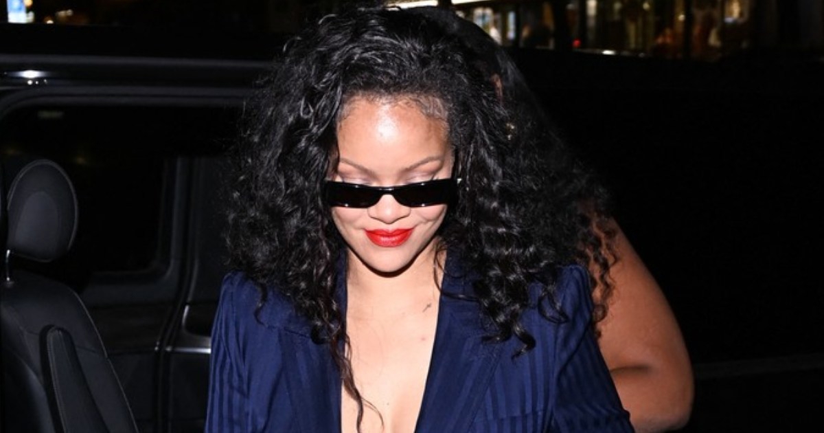 Rihanna pokazala kako klasično odijelo pretvoriti u upečatljiv večernji look
