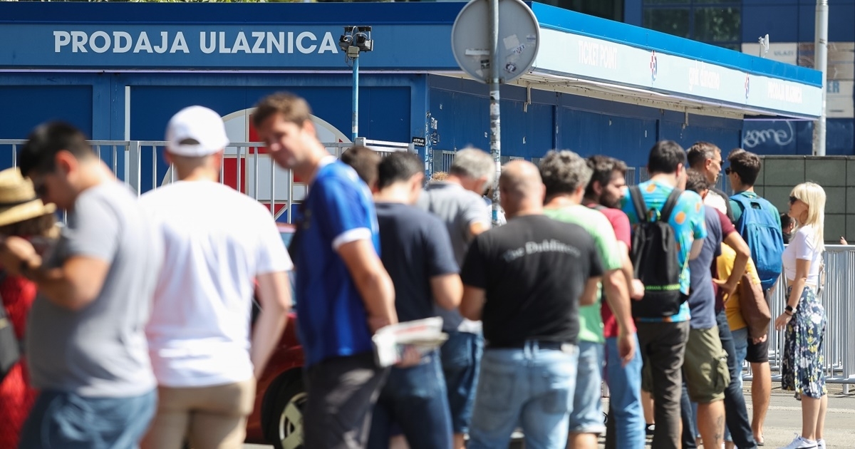 Dinamo objavio kako do ulaznice za Zvezdu. Navijači bijesni: Jeste li vi normalni?