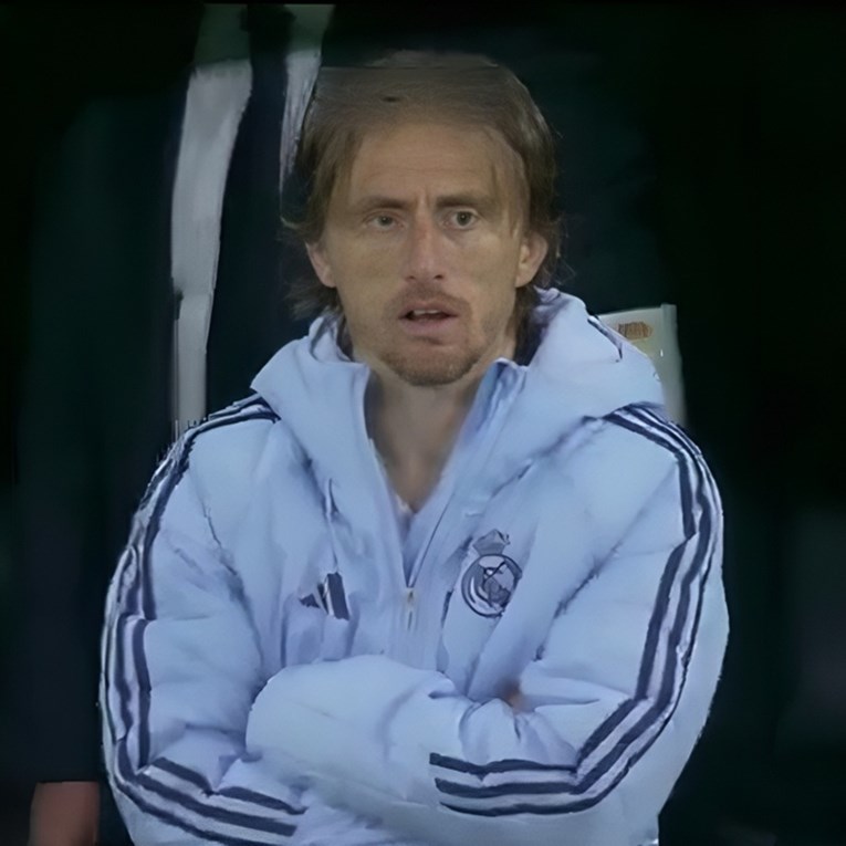 Društvenim mrežama dijeli se snimka Modrića. Navijači: Pogledajte mog trenera