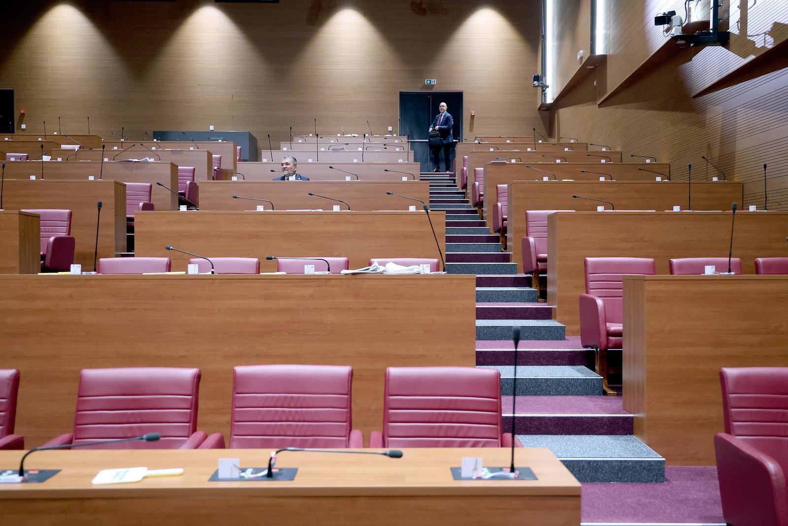 Sabor sutra o političkom oglašavanju i izmjenama zakona o vrtićima