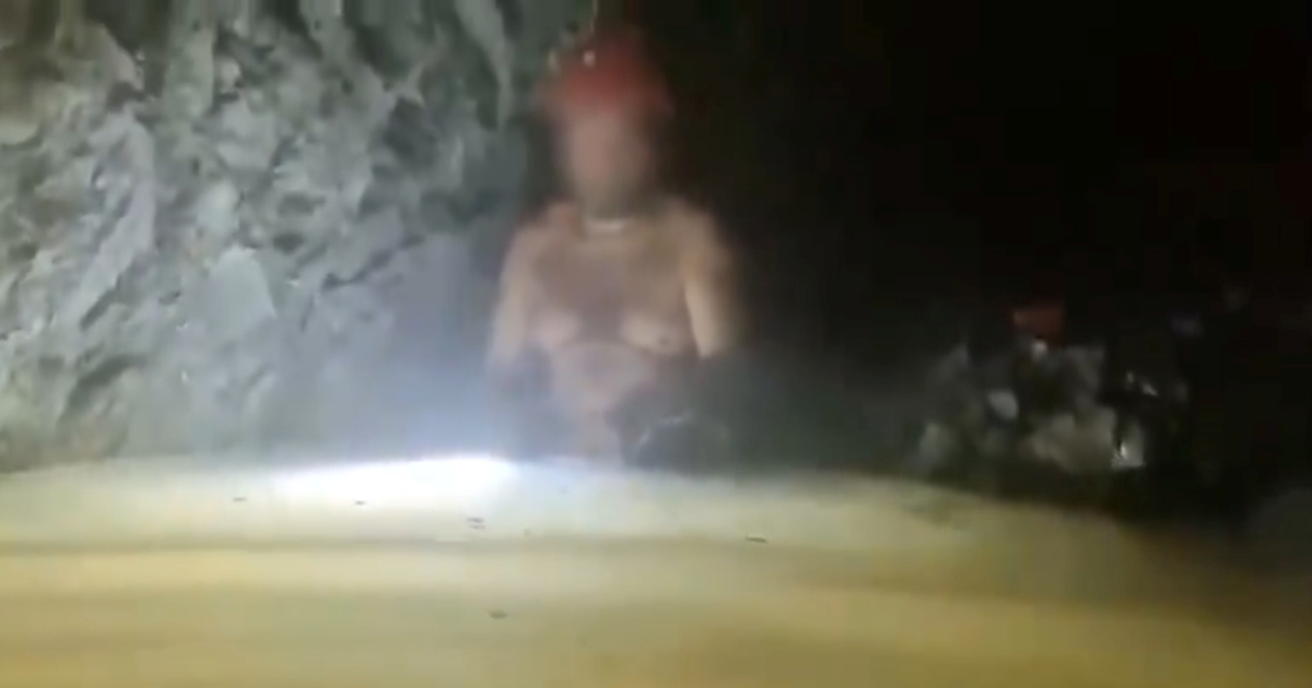 VIDEO Rudar spašen nakon što je 14 dana bio zarobljen pod zemljom u Meksiku