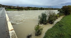 Jako rastu vodostaji Save, Drave i Mure, danas se formira veliki vodeni val
