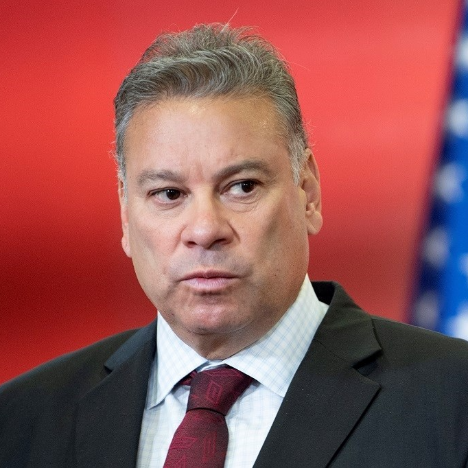 Američki izaslanik Escobar: Netočno je da SAD ne želi Srbe u novoj vladi Crne Gore
