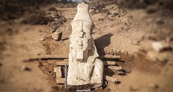 U Egiptu pronađen dio goleme statue Ramzesa II.