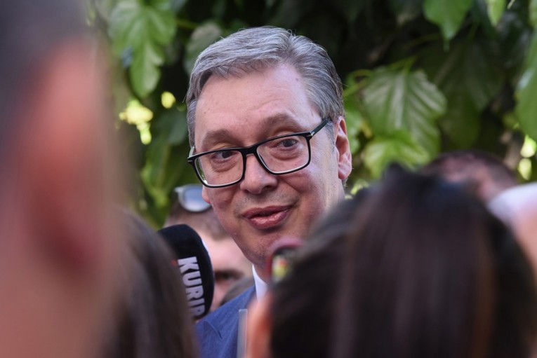 Vučić: Pregazili bi nas i progutali u 48 sati da ne ulažemo u vojsku