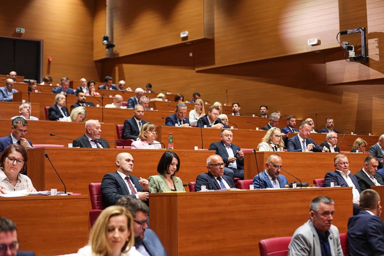 Bačićevi zakoni od danas mijenjaju gradnju i prostorno uređenje