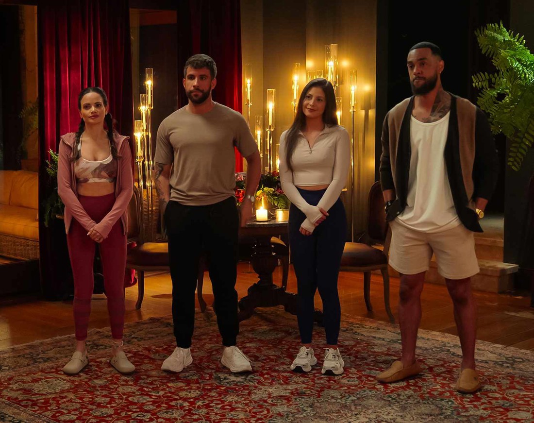 "Million Dollar Secret" je show u kojem jedan natjecatelj skriva da je milijunaš