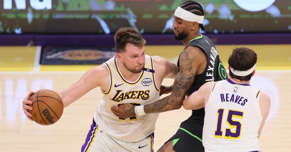 VIDEO Dončićev play-off debi za Lakerse završio teškim porazom