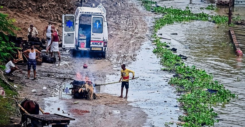 U Indiji zbog poplava i klizišta poginulo najmanje 50 ljudi