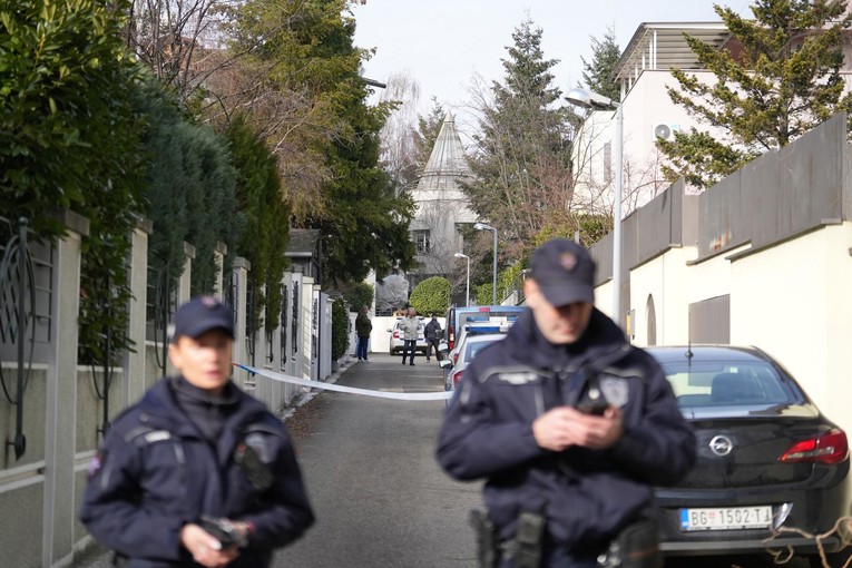 U Beogradu sjekirom ubio muškarca pa nazvao policiju i prijavio se