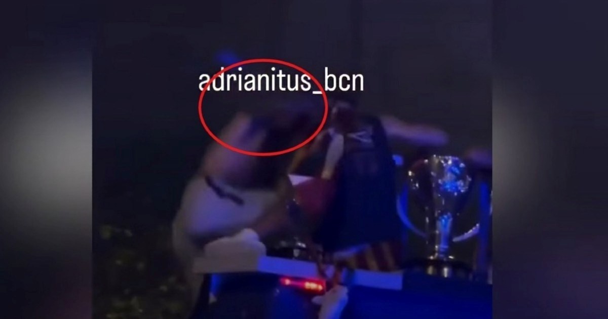 VIDEO Stoper Barcelone pao s autobusa tijekom slavlja na ulicama grada