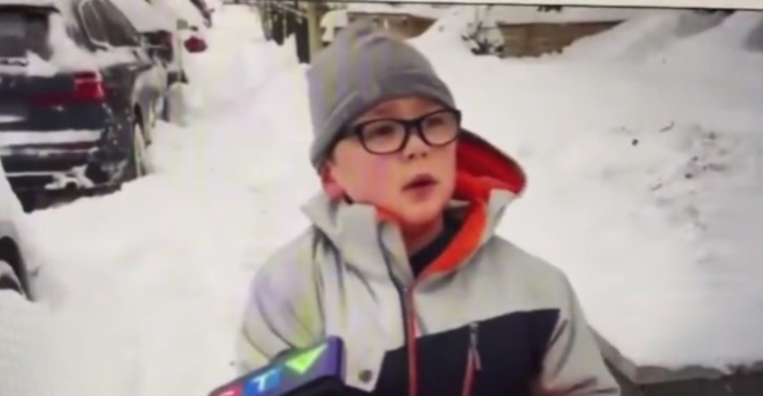 Reakcija dječaka na čišćenje snijega je hit: Stvarno bih volio da sam radije u školi