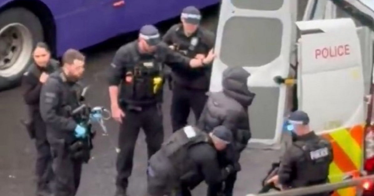 VIDEO Intervencija hitnih službi na londonskom aerodromu Heathrow. Zaustavljen promet