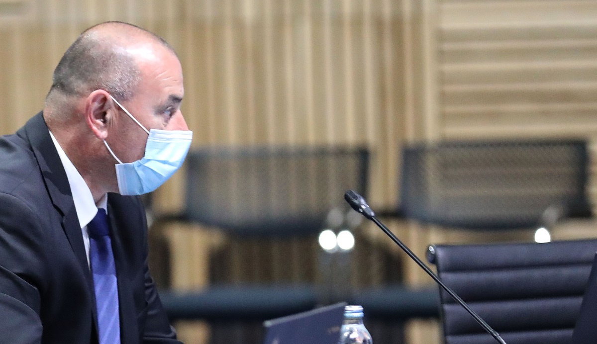 Medved: Potrudit ćemo se oko imovinskih kartica